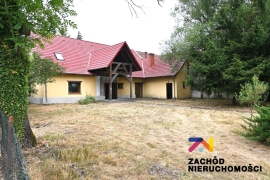 Przestronny dom w Ochli z opcją dla dwóch rodzin